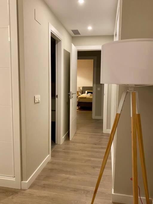Nuevo Moderno Apartamento De Lujo 塞维利亚 外观 照片