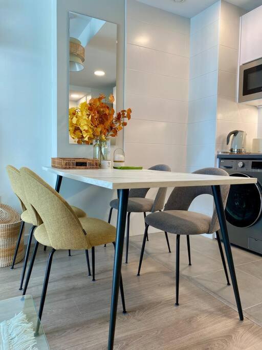 Nuevo Moderno Apartamento De Lujo 塞维利亚 外观 照片